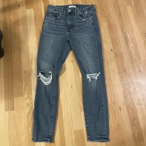 Good American Good Legs Cropped Ripped size 6/28